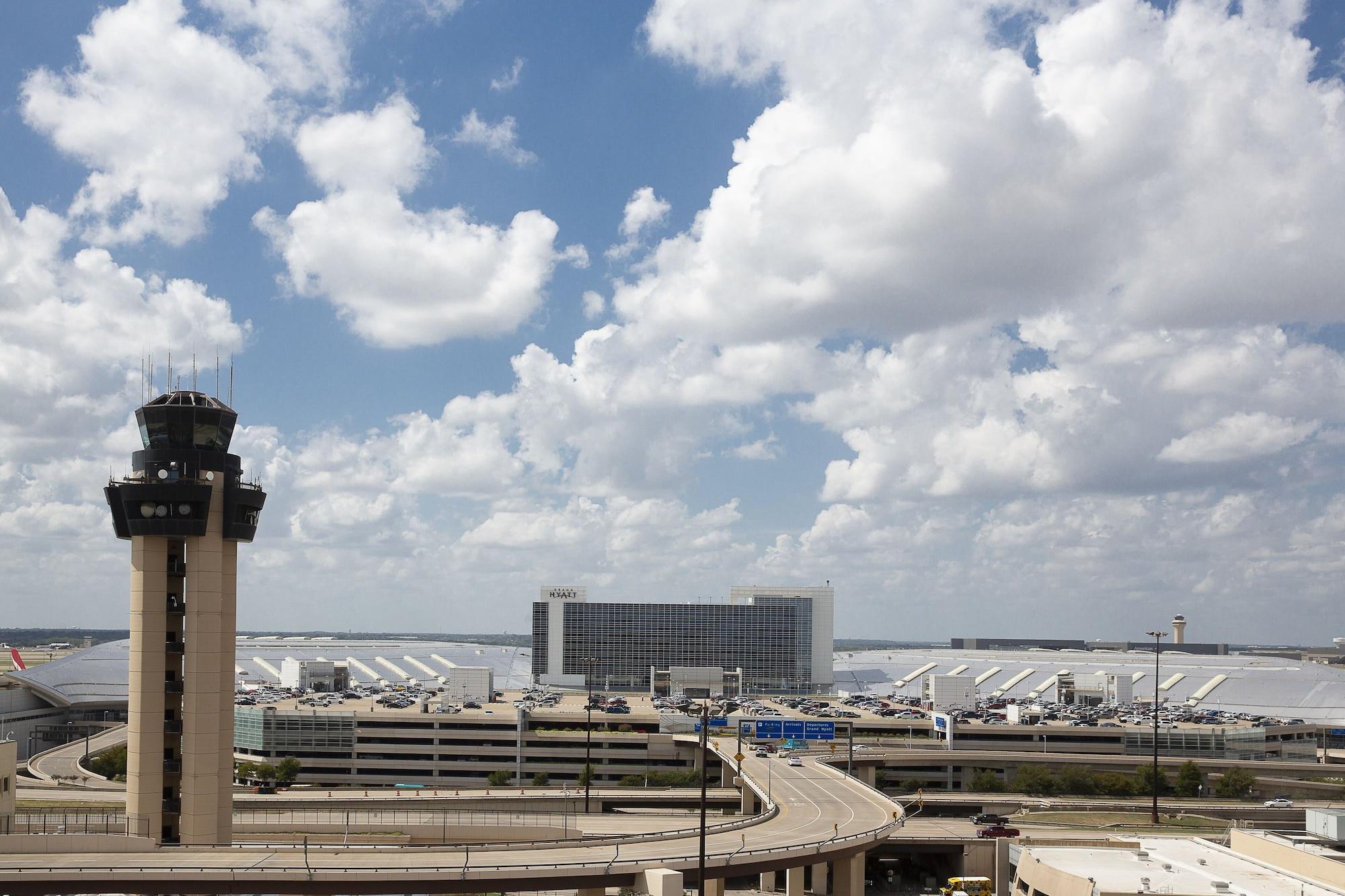 Hyatt Regency Dfw International Airport Hotel Grapevine Exterior foto